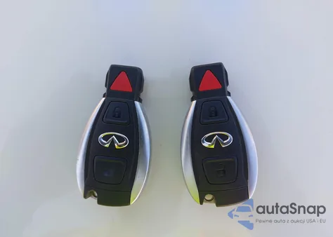 2018 Infiniti Qx30 Luxury из США, поврежденный, VIN SJKCH5CR8JA049615